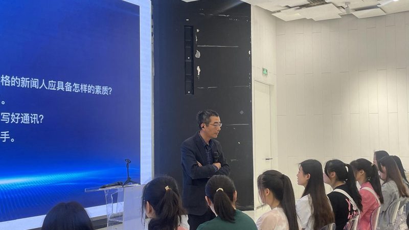 服装产品宣传片拍摄：揭秘高效制作秘籍